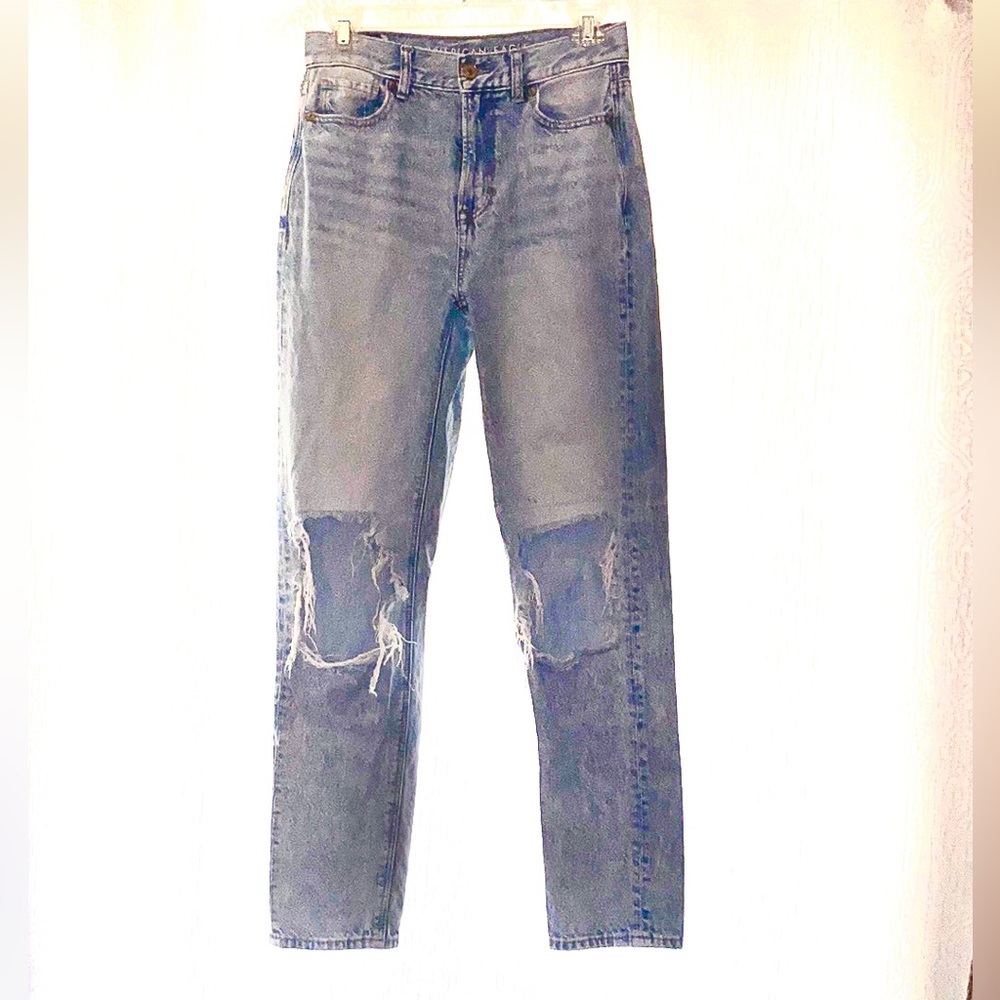American Eagle Mom Jeans